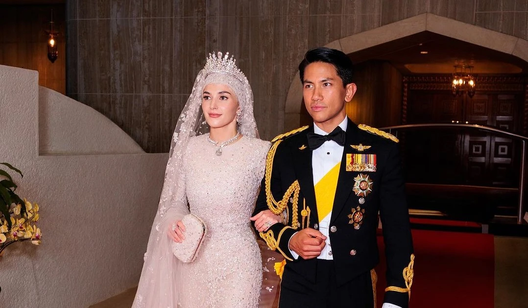 The bridal dress worn by Princess Anisha Rosnah featured crystal details and an embroidered veil. (Instagram)