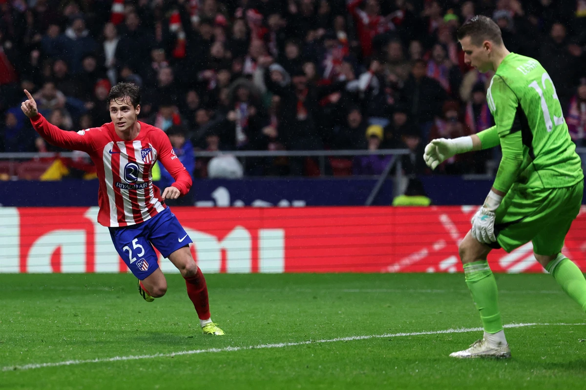 Atletico Madrid's Spanish midfielder #25 Rodrigo Riquelme after scoring his team's fourth goal during the Spanish Copa del Rey (King's Cup) football match between Club Atletico de Madrid and Real Madrid CF at the Metropolitano stadium in Madrid on Jan. 18, 2024. (AFP)
