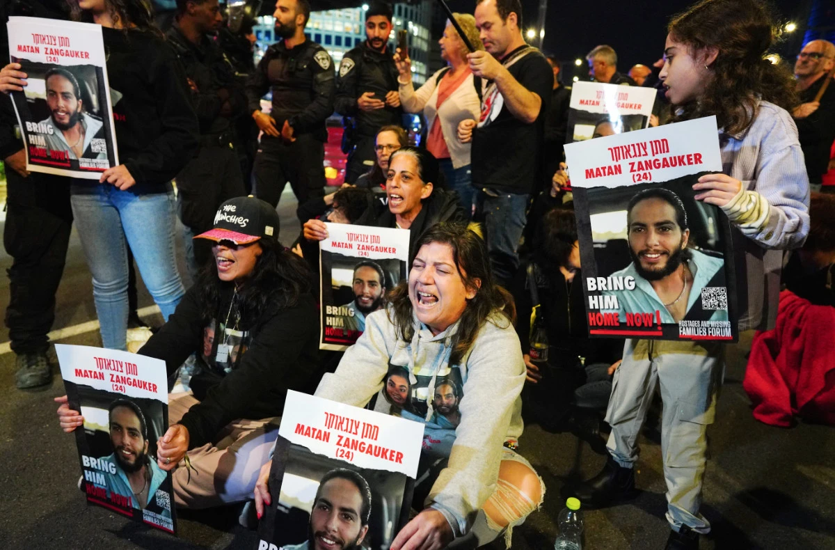 Families of hostages and supporters protest to call for the release of hostages kidnapped on the deadly October 7 attack by Palestinian Islamist group Hamas, in Tel Aviv, Israel, January 20, 2024. (REUTERS)