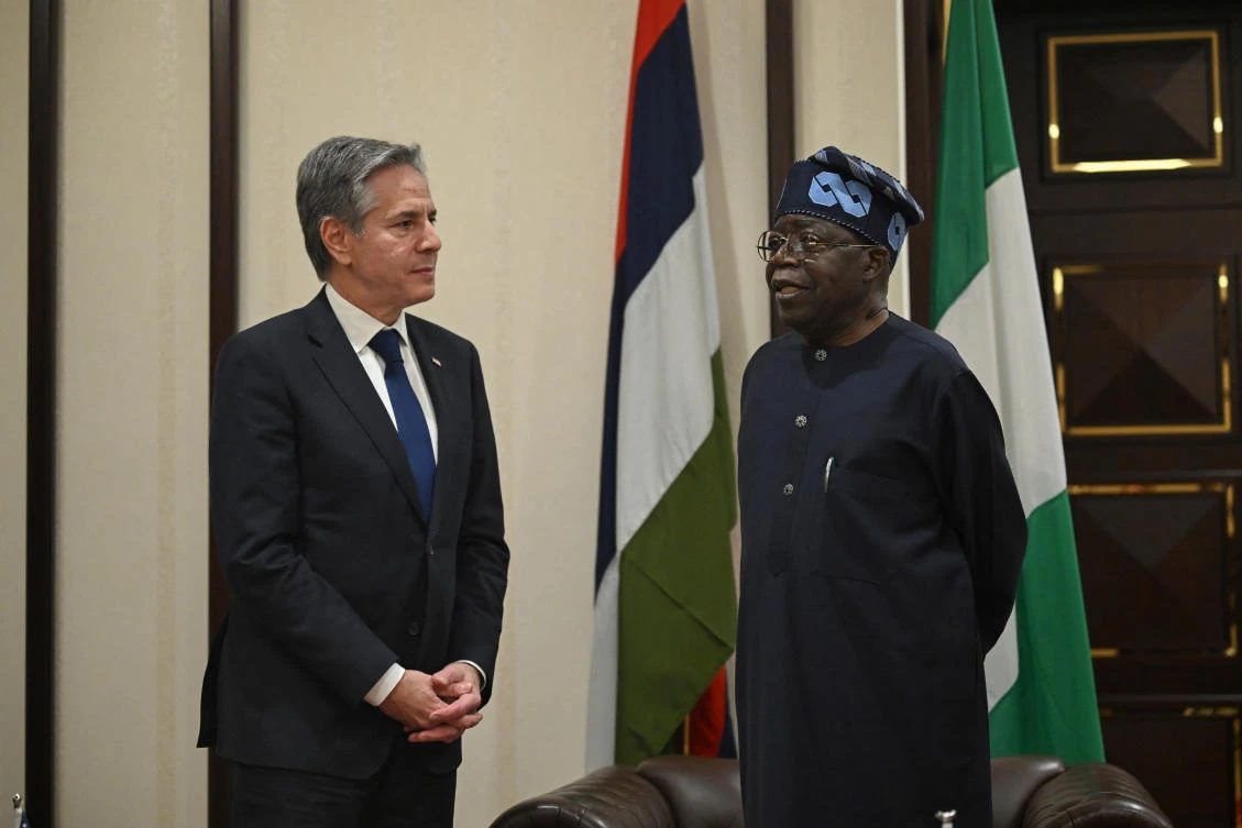 Nigerian President Bola Tinubu and US Secretary of State Antony Blinken speak following a meeting at the Presidential Villa in Abuja on Jan. 23, 2024. (Reuters)