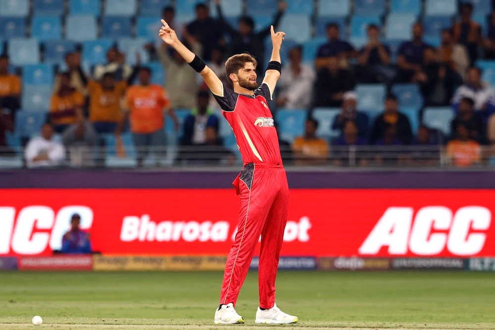 Shaheen Shah Afridi of Desert Vipers celebrates the wicket of Jamie Smith of Gulf Giants during the Match 7 of the DP World International League T20. (CREIMAS/ILT20a)