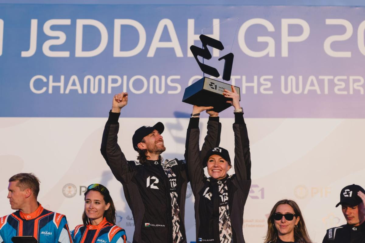 Tom Brady’s powerboat team claim inaugural UIM E1 World Championship race in Jeddah