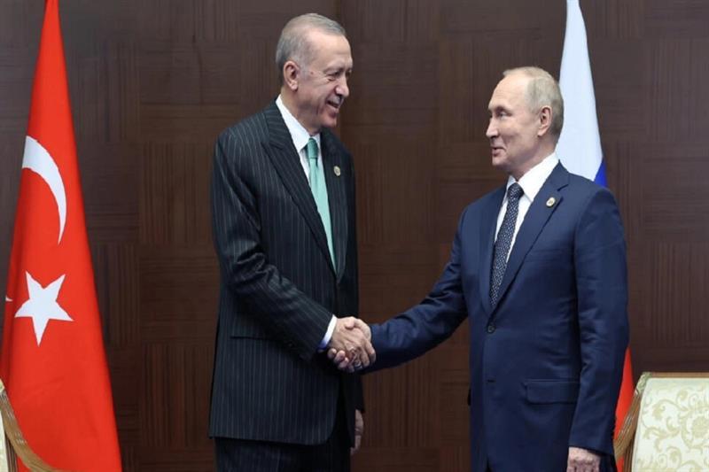 File Photo: Turkish President Recep Tayyip Erdogan (L) last met Russia s Vladimir Putin in October. AFP
