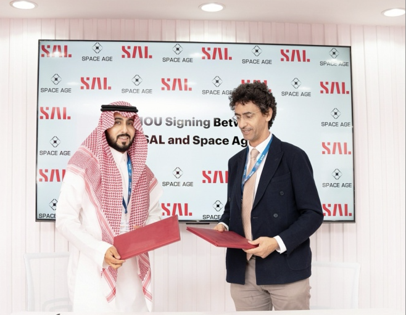 The agreement aims to provide the technical solutions and infrastructure necessary to transfer and localize the drone industry, as stated by SAL in a post on X.