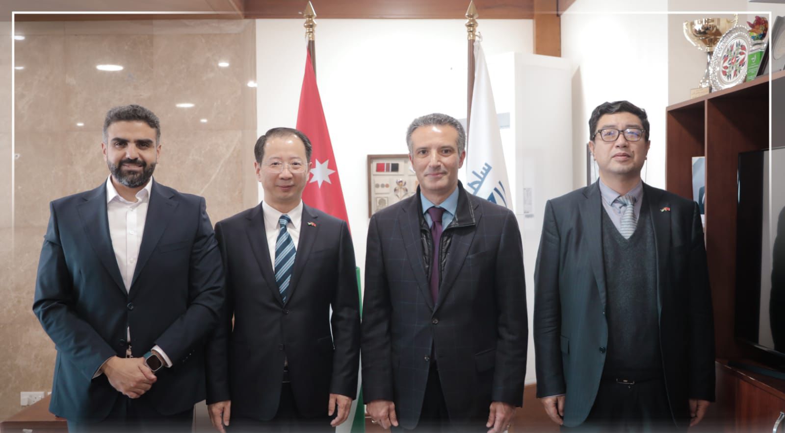 ASEZA Chairman Naif Fayez with the Chinese Ambassador to Jordan Chen Chuandong. (Petra)