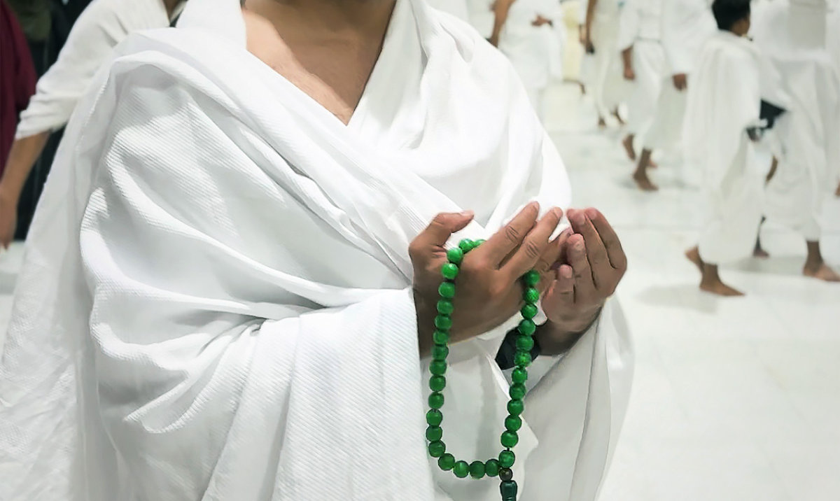 ProtecTasbih, launched by Saudia, redefines traditional prayer beads, reflecting a harmonious blend of cultural reverence and modern health consciousness.