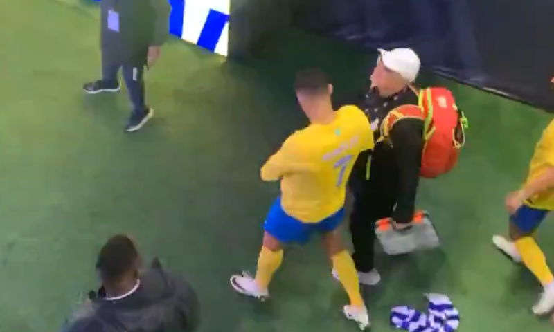 Ronaldo’s ‘dirty’ gesture during Riyadh Season Cup has fans seeing red