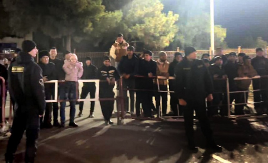Uzbek fans chanted Karim Benzema's name outside Navbahor's stadium as Al-Ittihad trained for Thursday's AFC Champions League clash (Majid Hood/Arriyadiyah)