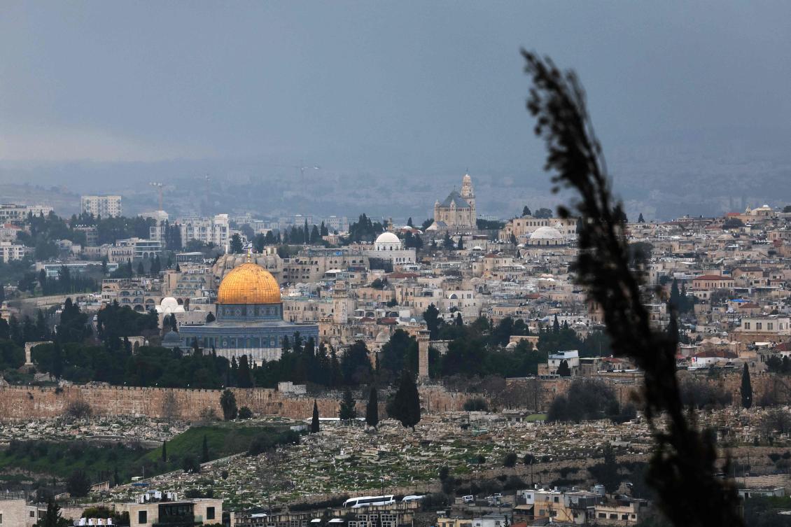 A picture shows a view of the Al-Aqsa mosque complex and its Dome of the Rock mosque (L) on a foggy day in Jerusalem’s Old City on February 19, 2024. (AFP)