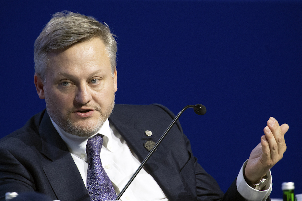 BP Interim CEO Murray Auchincloss speaks at the panel dicscussion during the Abu Dhabi International Petroleum Exhibition and Conference held at ADNEC Exhibition Center on October 2, 2023. (File/AFP)