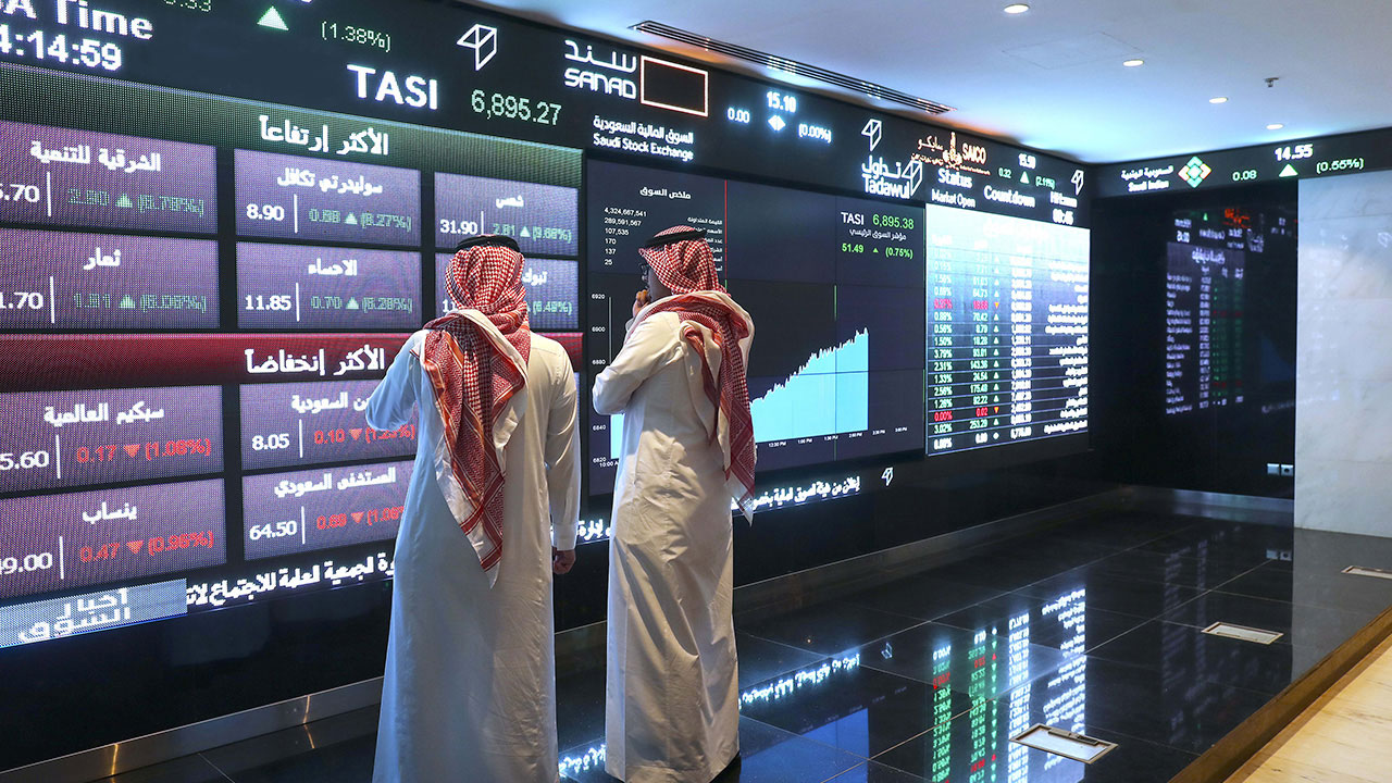 The total trading turnover of the benchmark index was SR6.63 billion ($1.77 billion) as 148 of the stocks advanced while 74 retreated.