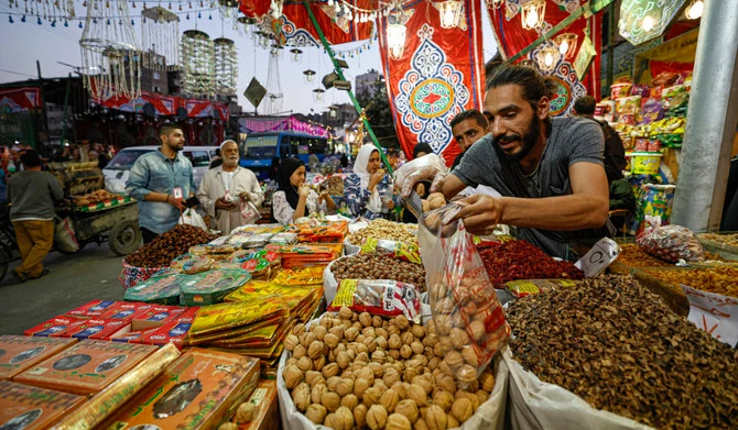 The Egyptian government is working to secure discount deals with major food producers and global suppliers for bulk orders in the run-up to the holy month of Ramadan. (AFP/File)