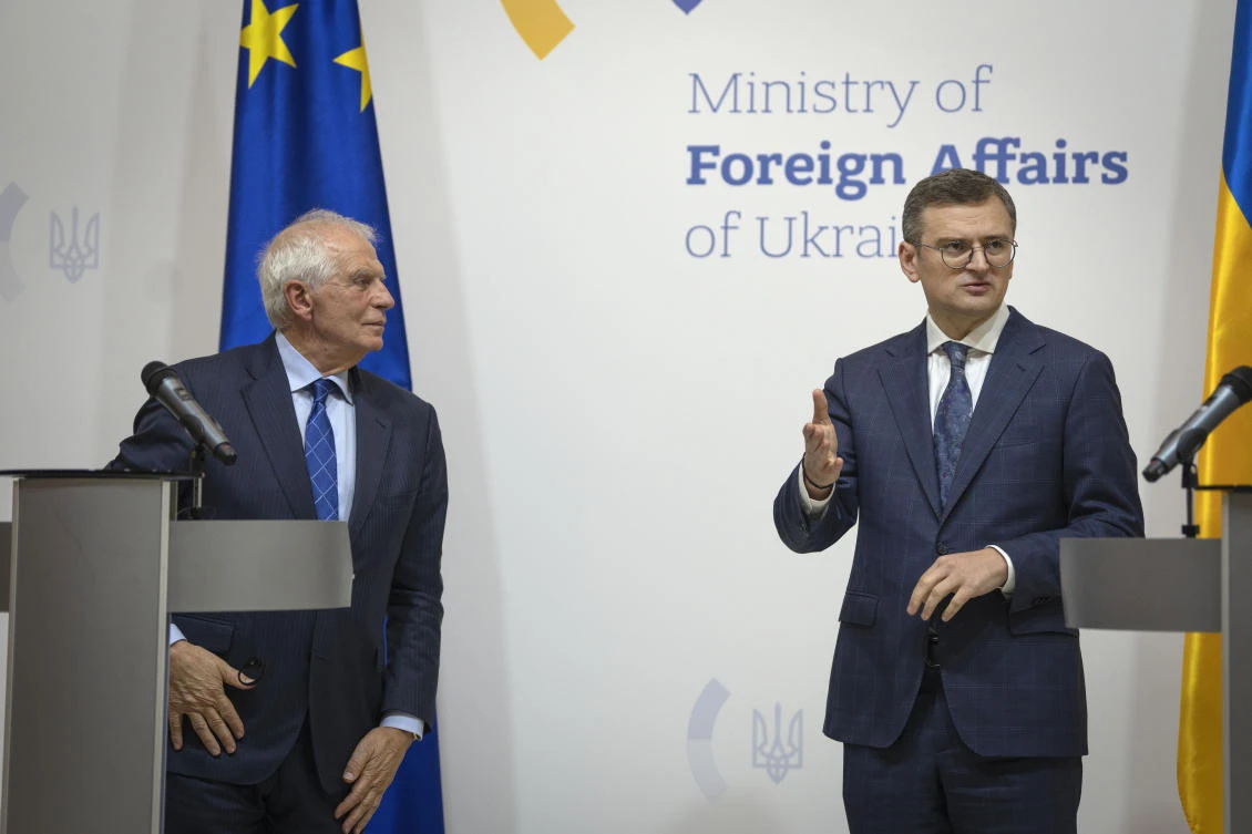 Russia attacks targets across Ukraine with missiles and drones