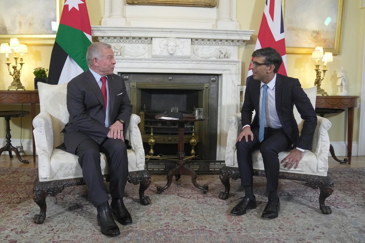 British Prime Minister Rishi Sunak and Jordan’s King Abdullah II pose for the media, at the start of their meeting inside 10 Downing Street, in London. (Reuters)