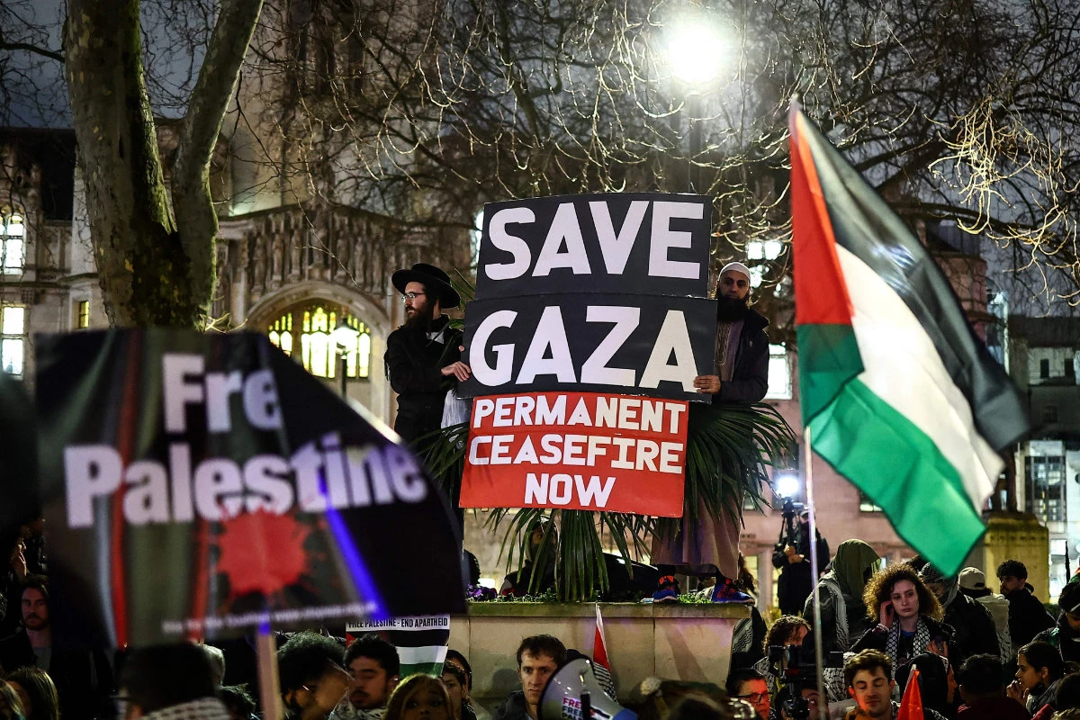 Chaos erupts in British Commons over Gaza motion