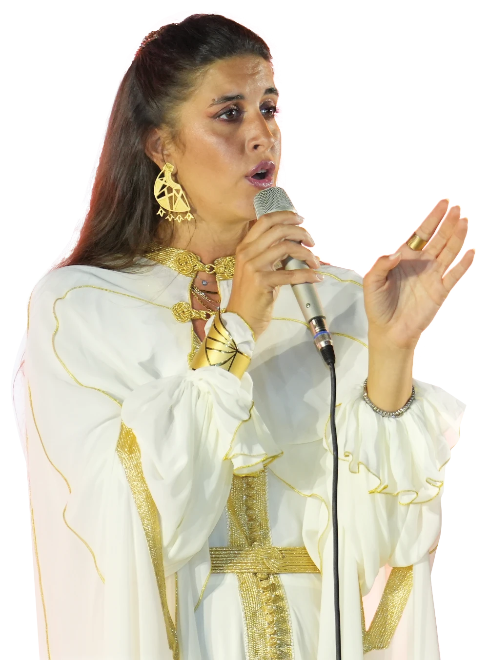 Opening the Francophonie Festival in Jeddah, French-Egyptian opera singer Farrah El-Dibany paid tribute to Fayrouz, Dalida and Farid Al-Atrash. (Supplied)