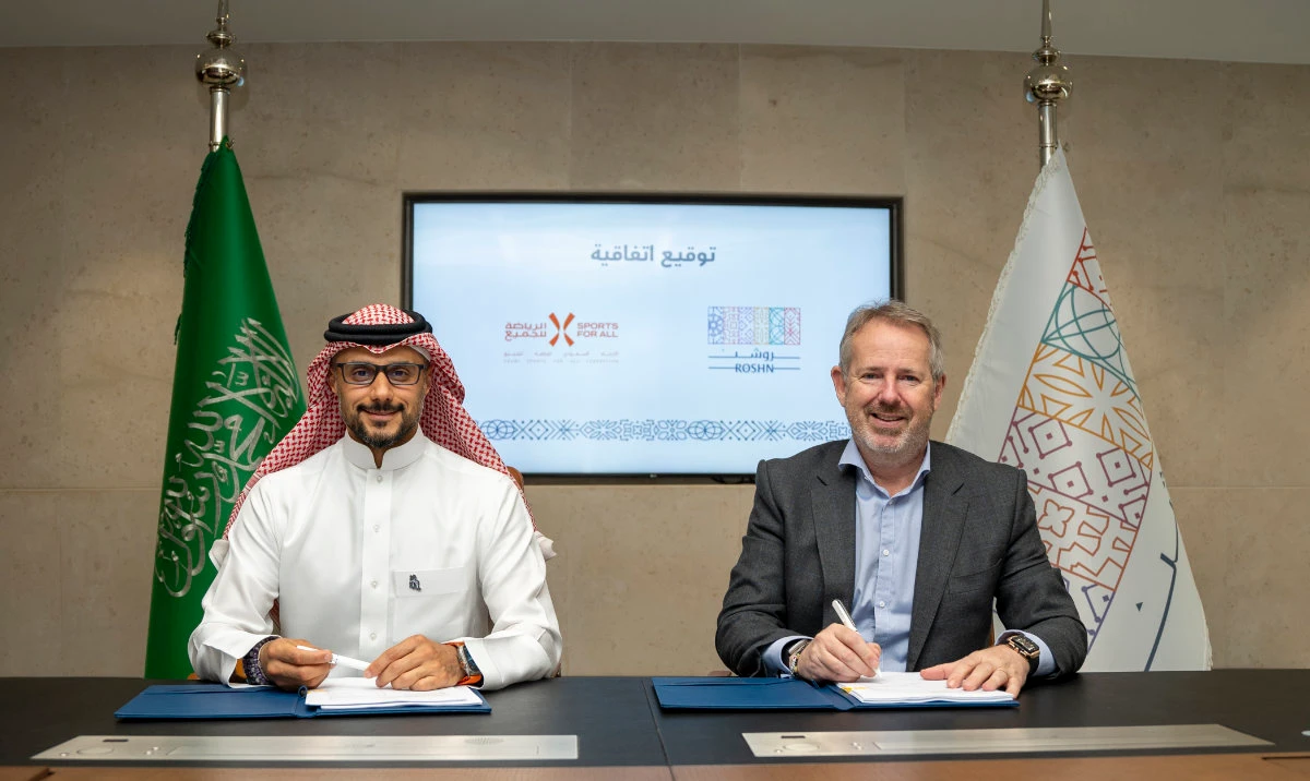 The agreement was signed at ROSHN’s offices by Prince Khaled bin Alwaleed bin Talal Al-Saud, president of Saudi Sports for All Federation, and David Grover, Group CEO of ROSHN.