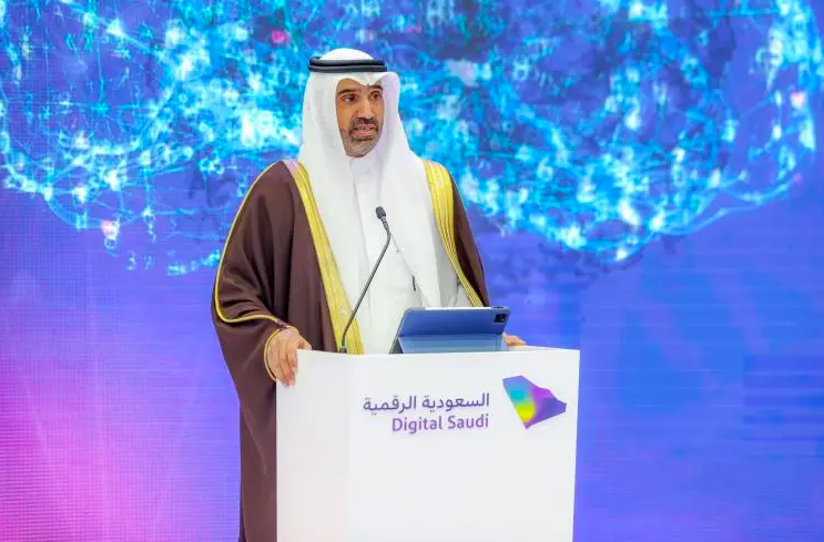 Minister launches digital products and services to support families during LEAP