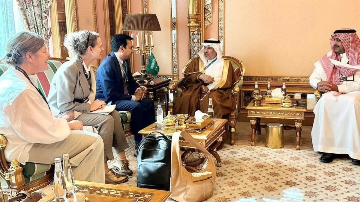 BRAC Executive Director Asif Saleh meets with KSrelief Supervisor General Dr. Abdullah Al-Rabeeah in Riyadh on Feb. 29, 2024. (SPA)