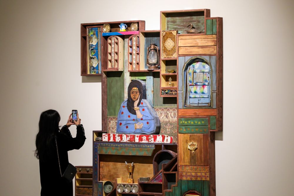 The pieces explore themes related to the Kingdom’s history, reshaping what Saudis deem as collective memory and cultural identity amid contemporary changes. (Supplied)