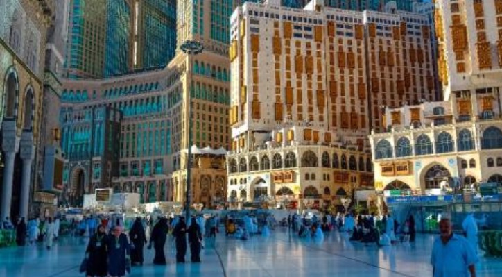 Makkah’s hotels are gearing up to receive the millions of people arriving to perform Umrah during Ramadan. (Shutterstock/File)