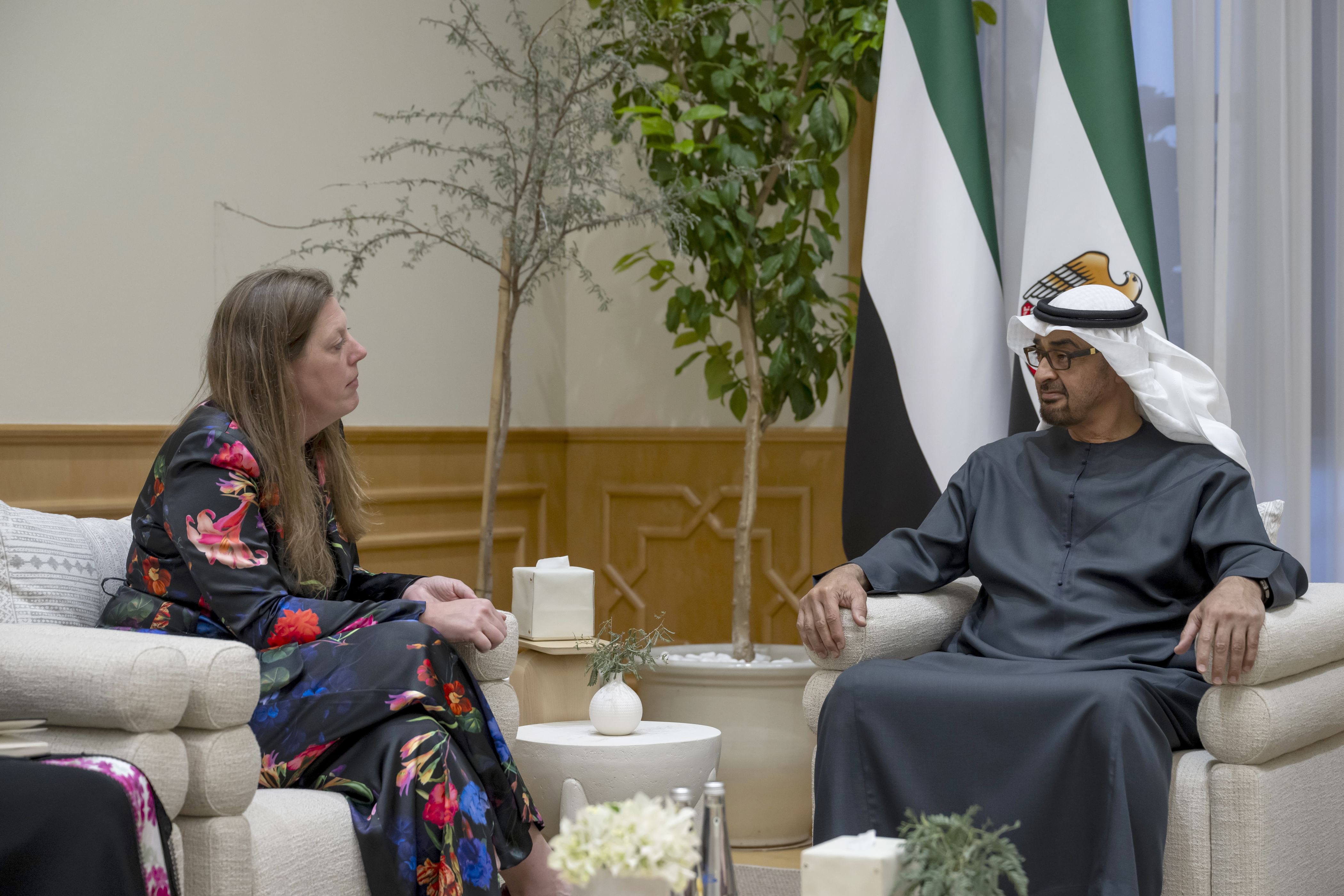 UAE President Sheikh Mohammed bin Zayed Al-Nahyan met and Erin Gore, CEO of US charity World Central Kitchen in Abu Dhabi. (WAM)
