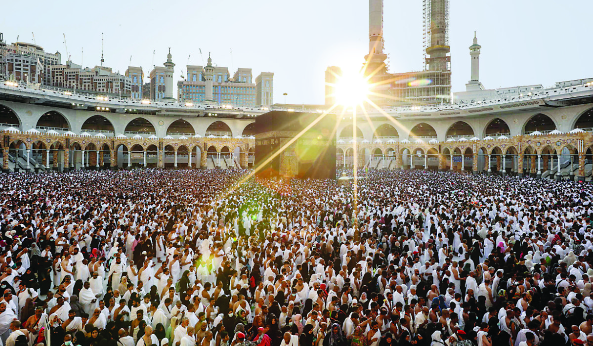 Pilgrims from around the world circumambulate the Holy Kaaba before sunset on the first day of fasting in Ramadan at the Grand Mosque in Makkah, last year. (AFP file photo/Supplied)