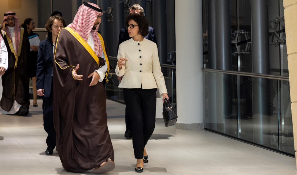 French minister tours cultural highlights during Saudi visit