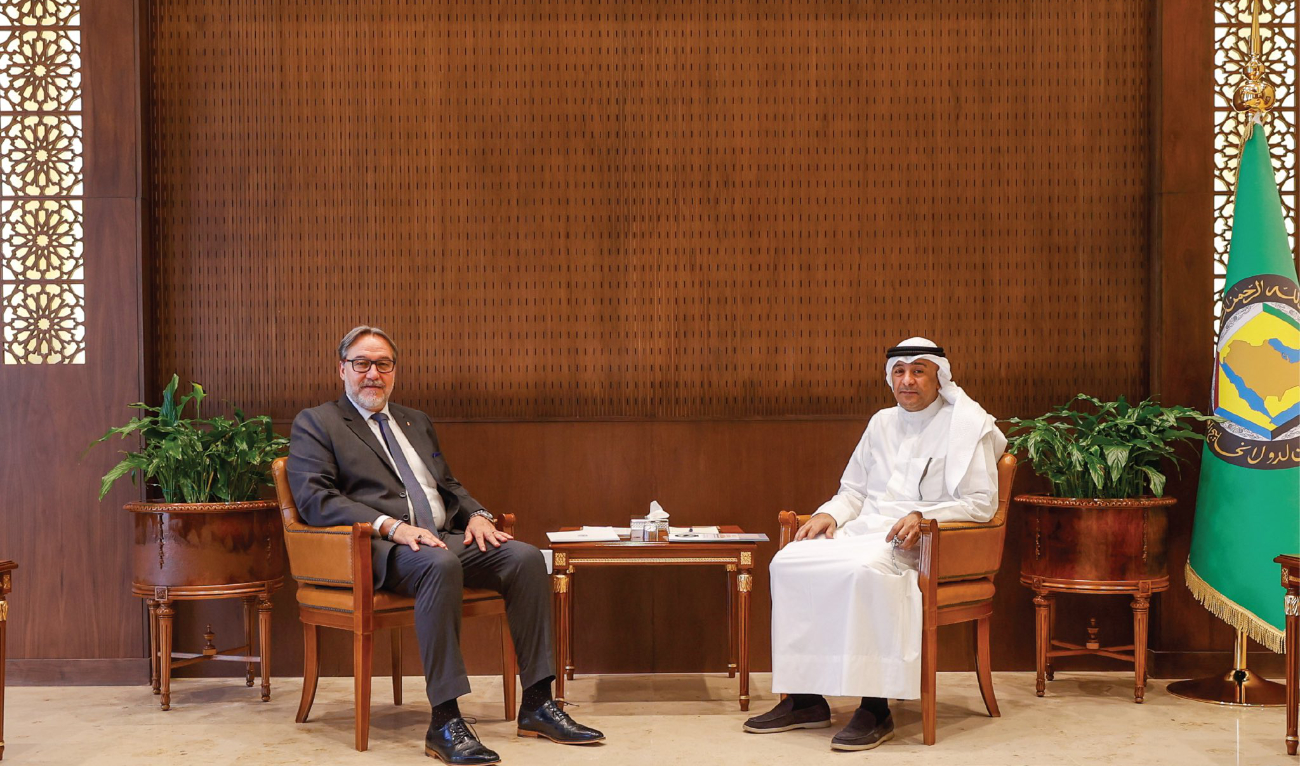 The officials discussed ways to enhance cooperation between the GCC and Hungary in various fields. (GCC)