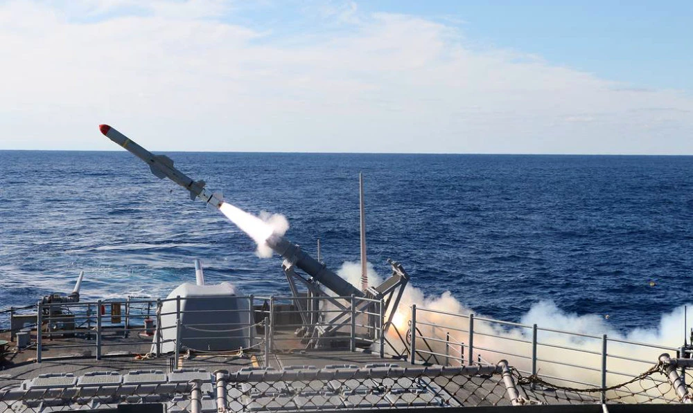 US forces down drones, missile fired from Yemen at warship