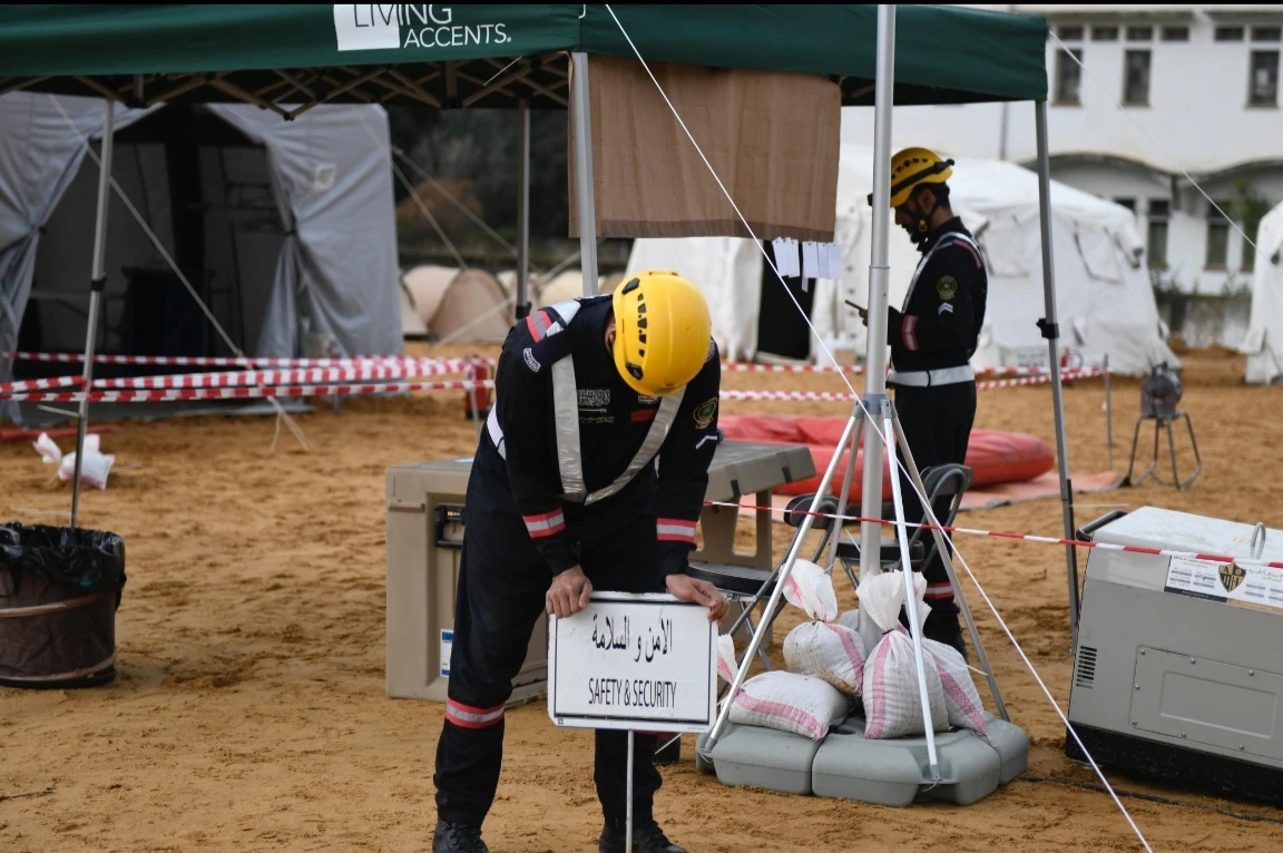 Saudi and Tunisian civil defense personnel perform an exercise simulating the quest to save lives and property in the event of an earthquake. The White Operation drill concluded in Tunisia on Wednesday. (Supplied)