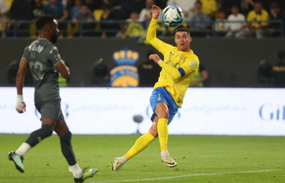 Al-Nassr stumble again and fall out of title race