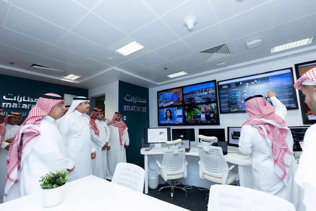 Transport Minister Saleh bin Nasser Al-Jasser, accompanied by civil aviation and airport officials, stressed the effective implementation of plans for the Umrah season during Ramadan 2024 in his inspection visit at the King Abdulaziz International Airport in Jeddah. (Supplied)