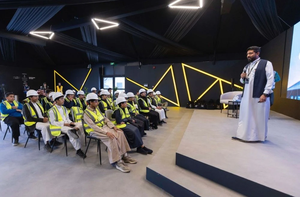School students embark on a creative journey at Tuwaiq Sculpture, an initiative under Riyadh Art. (Supplied)