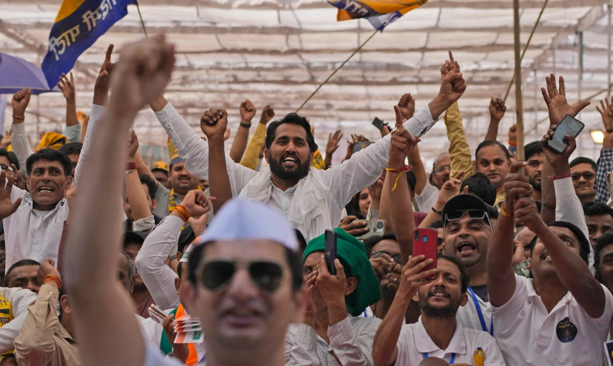 Supporters from various opposition parties shout anti government slogans during the ‘Save Democracy’ rally organized by INDIA bloc, a group formed by opposition parties, in New Delhi, India, Sunday, March 31, 2024. (AP)