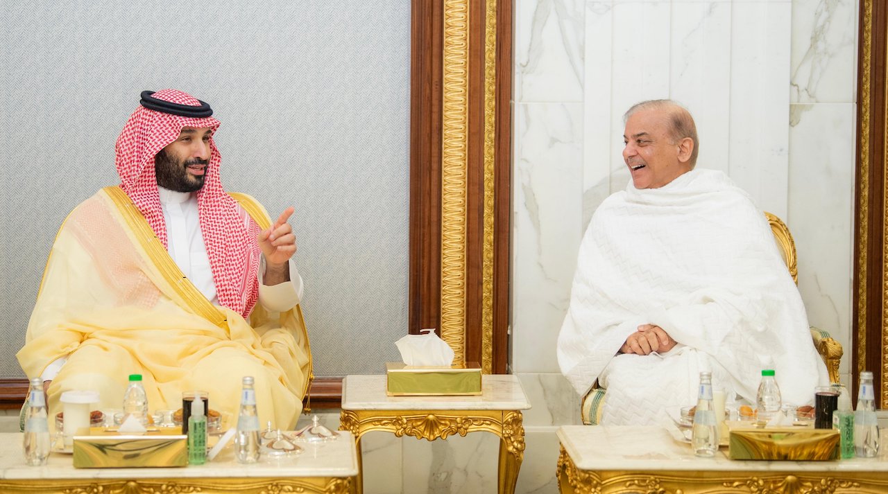 Saudi Arabia, Pakistan strengthen economic ties with $5bn investment package