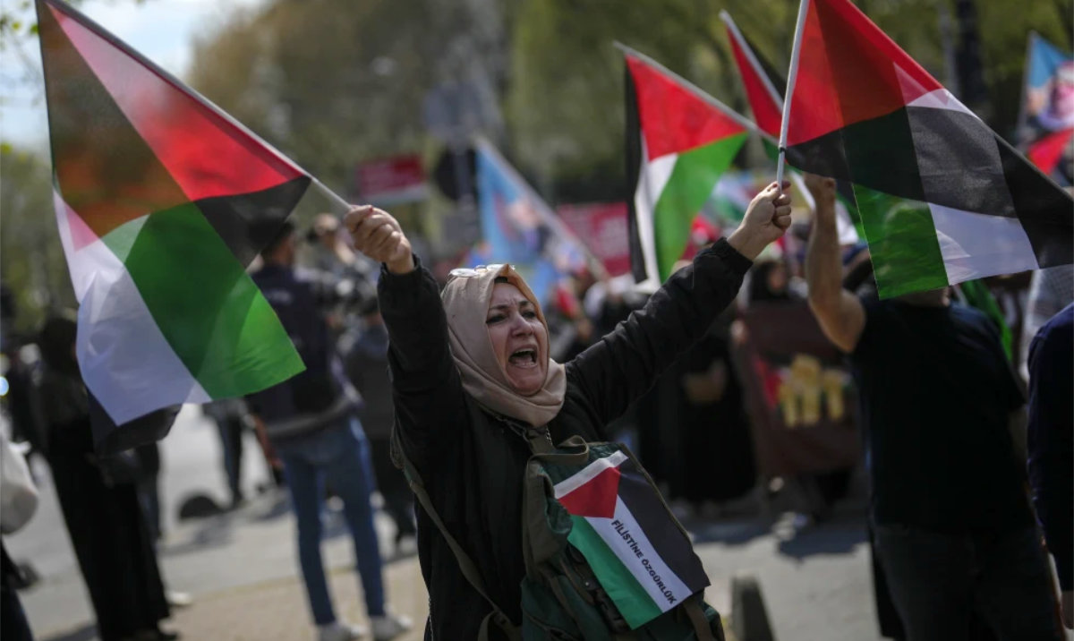 Turkiye and Israel announce trade barriers on each other as relations deteriorate over Gaza