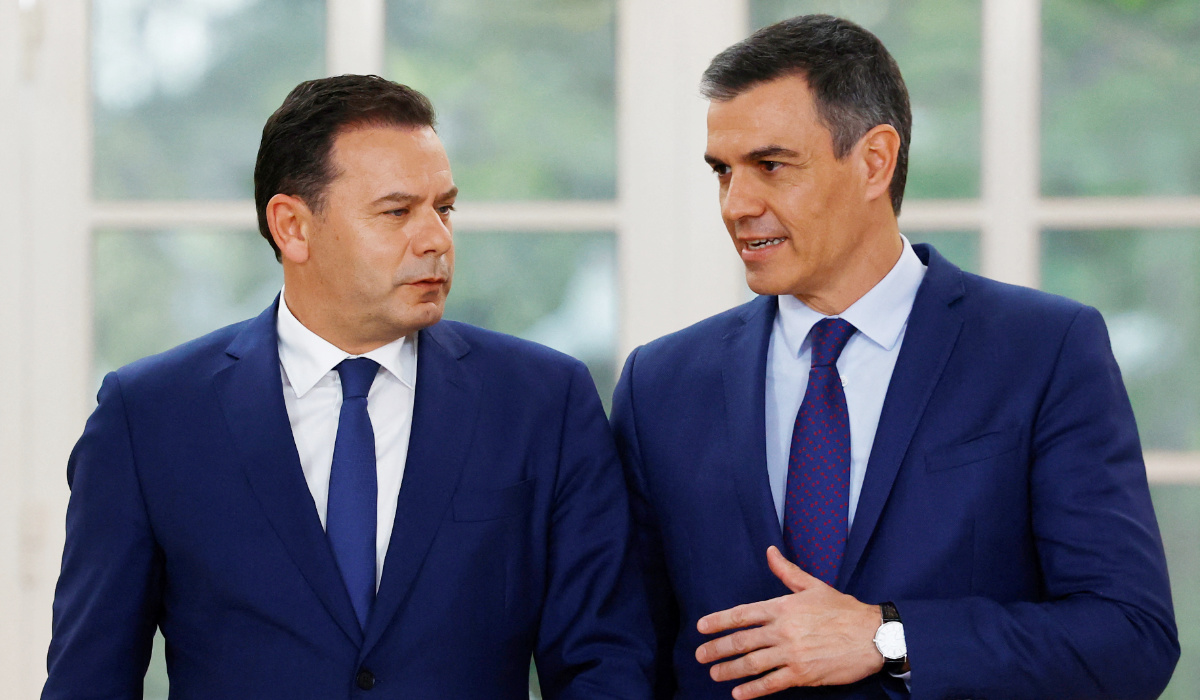 Spain's Prime Minister Pedro Sanchez and Portugal's Prime Minister Luis Montenegro arrive for a press conference at Moncloa Palace in Madrid, Spain, April 15, 2024. (REUTERS)