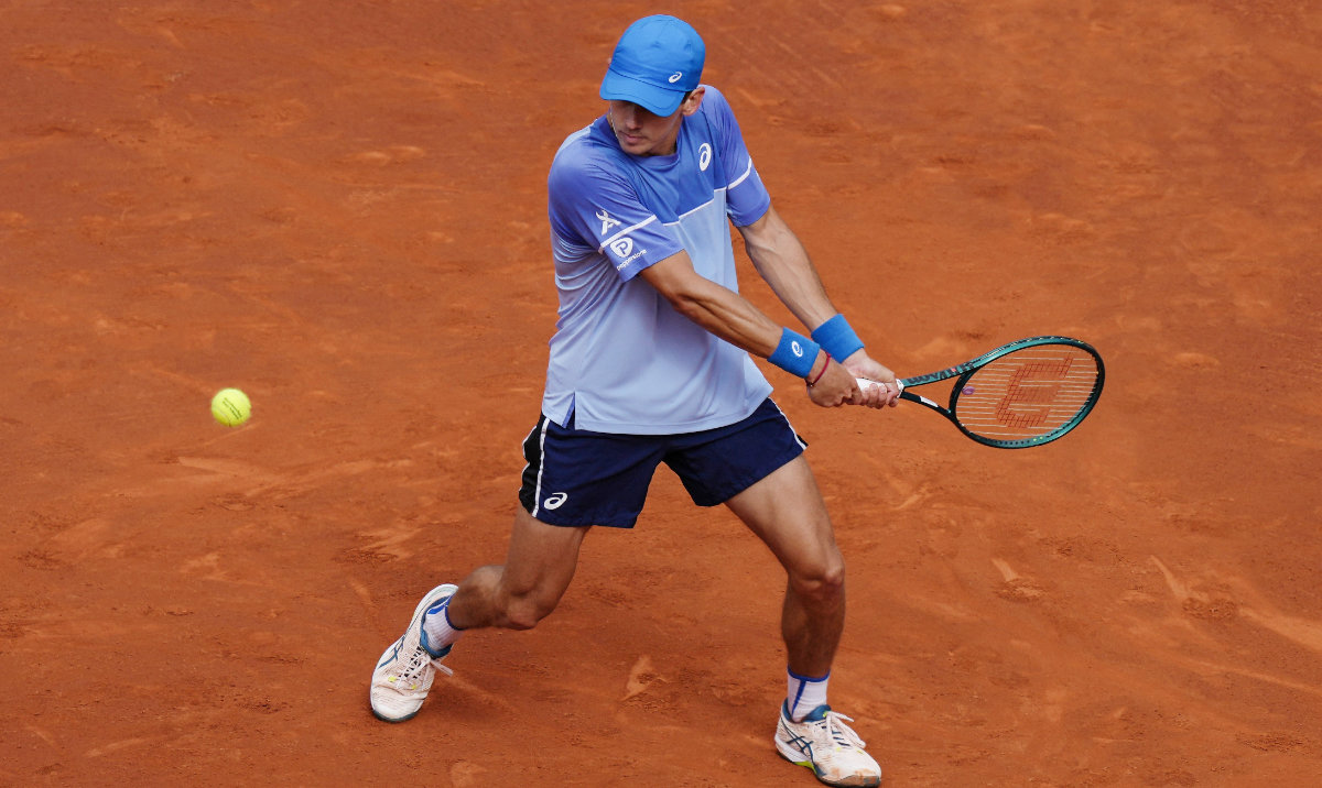 Nadal loses to De Minaur in second round at Barcelona