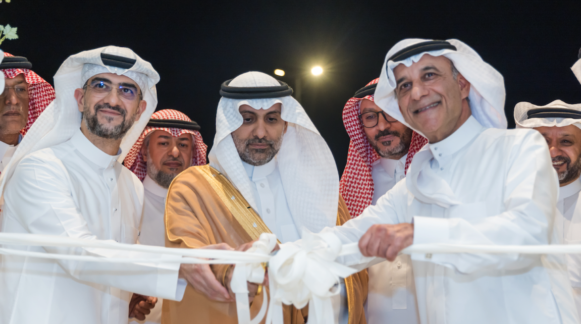 Minister of Health Engineer Fahad Al-Jalajil, inaugurated the Magrabi Eye and Dental Specialized Complex and Day Surgery in Makkah. Supplied