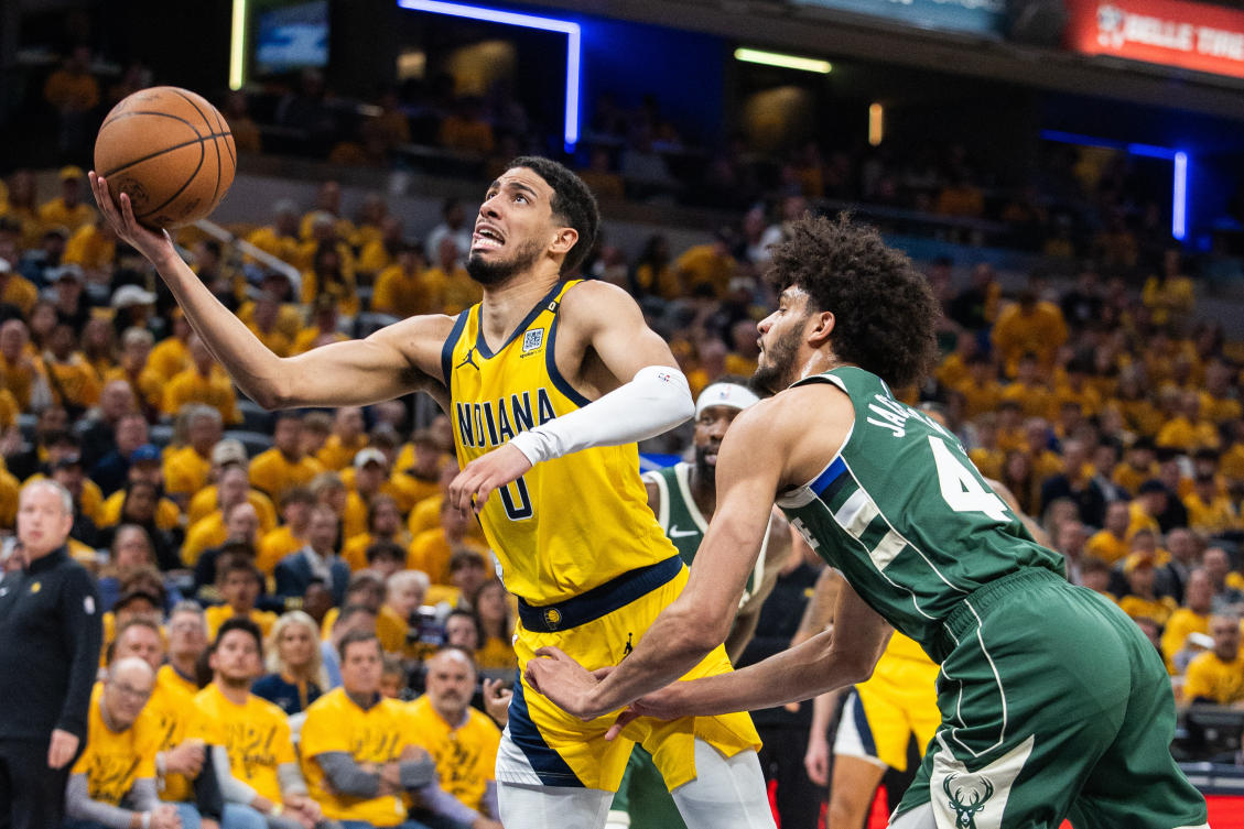 Tyrese Haliburton delivered a triple-double of 18 points, 10 rebounds and 16 assists to help the Pacers to a 121-118 overtime victory over the Milwaukee Bucks. (USA TODAY Sports)