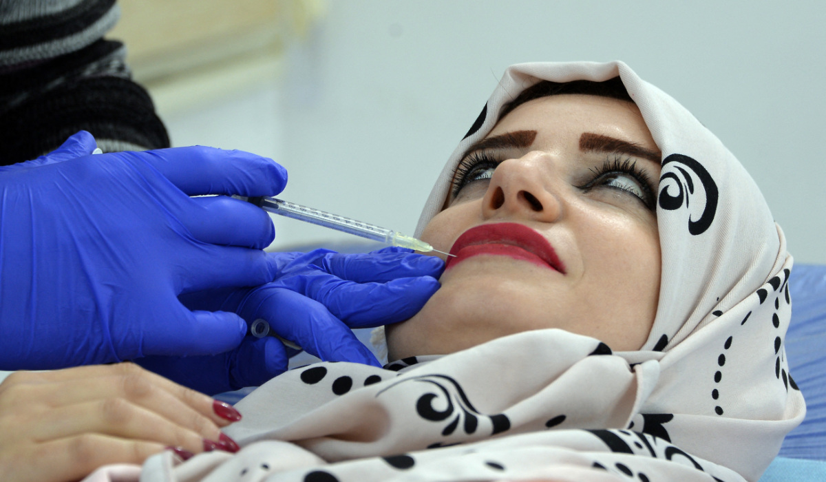 CDC says it’s identified 1st documented cases of HIV transmitted through cosmetic needles