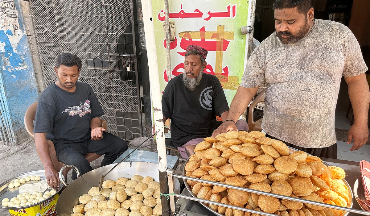 In Karachi, spicy deep-fried kachoris enliven iftar meals