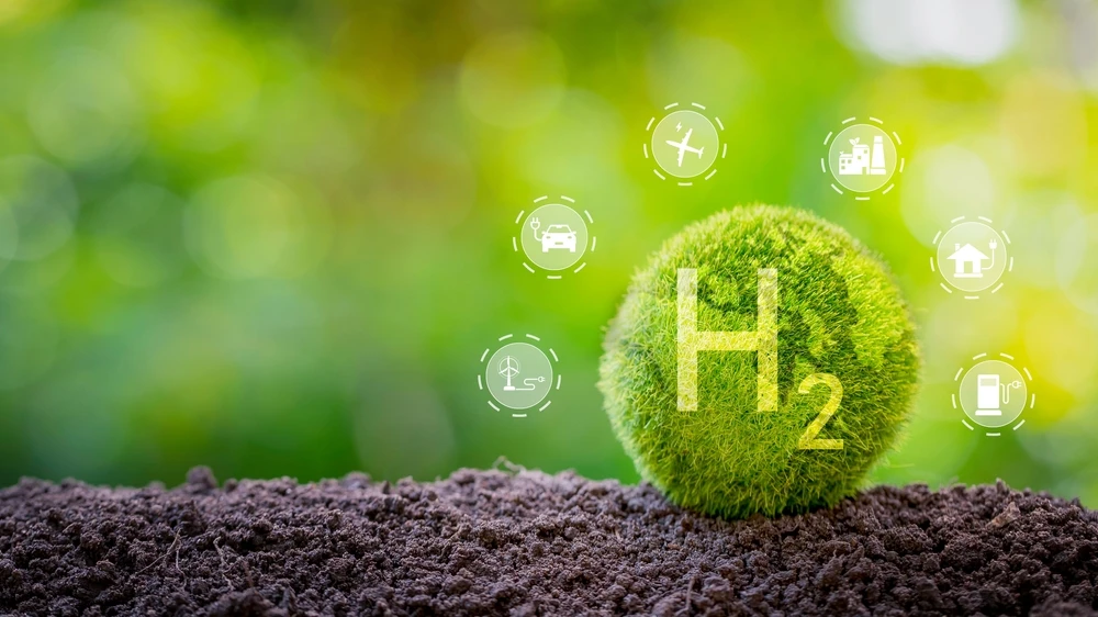 Green hydrogen can effectively help decarbonise a range of sectors, including long-haul transport, chemicals, and iron and steel. Shutterstock