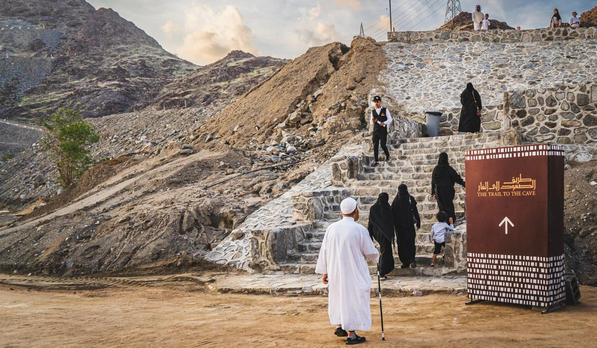 Following its recent reopening and the construction of a new pathway, Hira Cave has also seen a surge in visitors. (SPA)