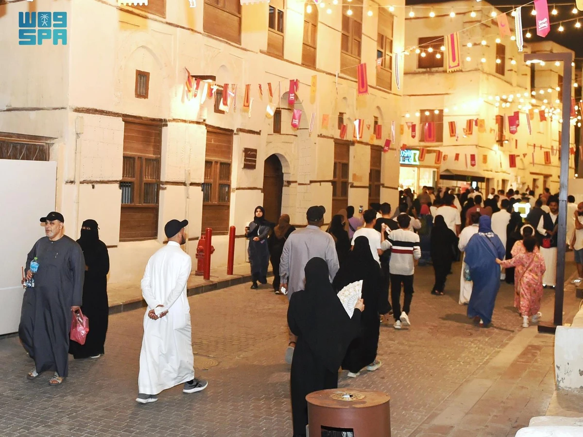 Preparations for the Eid Al-Fitr holiday are underway with crowds gathering to buy clothing, sweets, and toys for the celebration. (SPA)