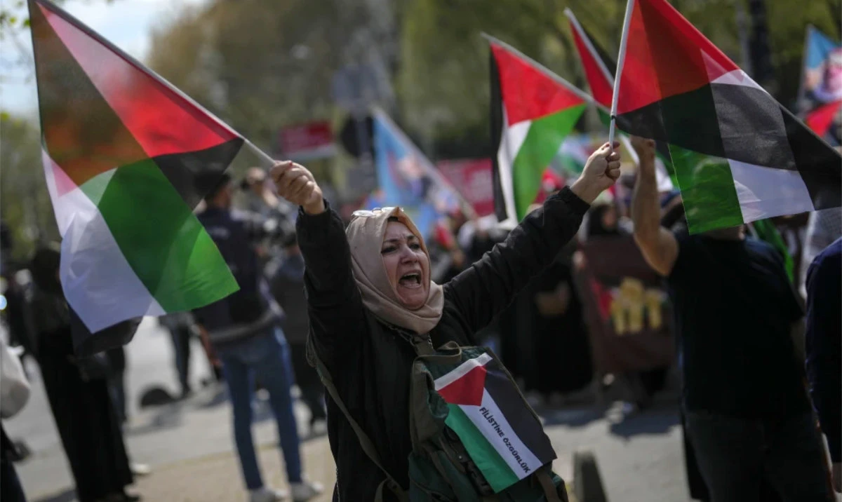 Turkiye and Israel announce trade barriers on each other as relations deteriorate over Gaza