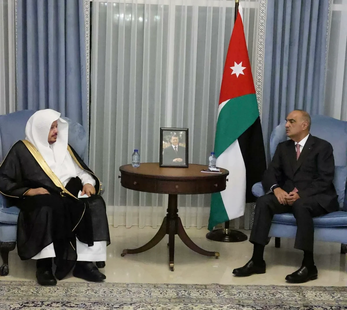 Speaker of the Saudi Shoura Council Sheikh Abdullah Al-Sheikh and Jordanian Prime Minister Bisher Khasawneh. (SPA)