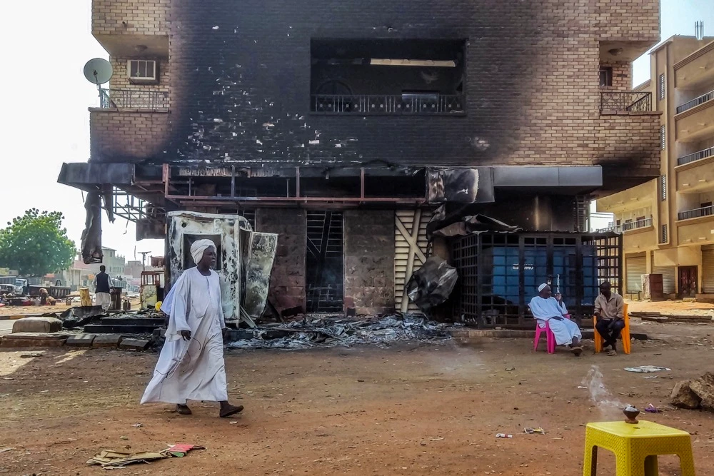 Attacks around the Sudanese city of al-Fashir have shattered a truce that protected it from a year-old war, leading to warnings of a new wave of inter-communal violence and humanitarian risks for 1.6 million residents crammed into the North Darfur capital. (AFP/File)