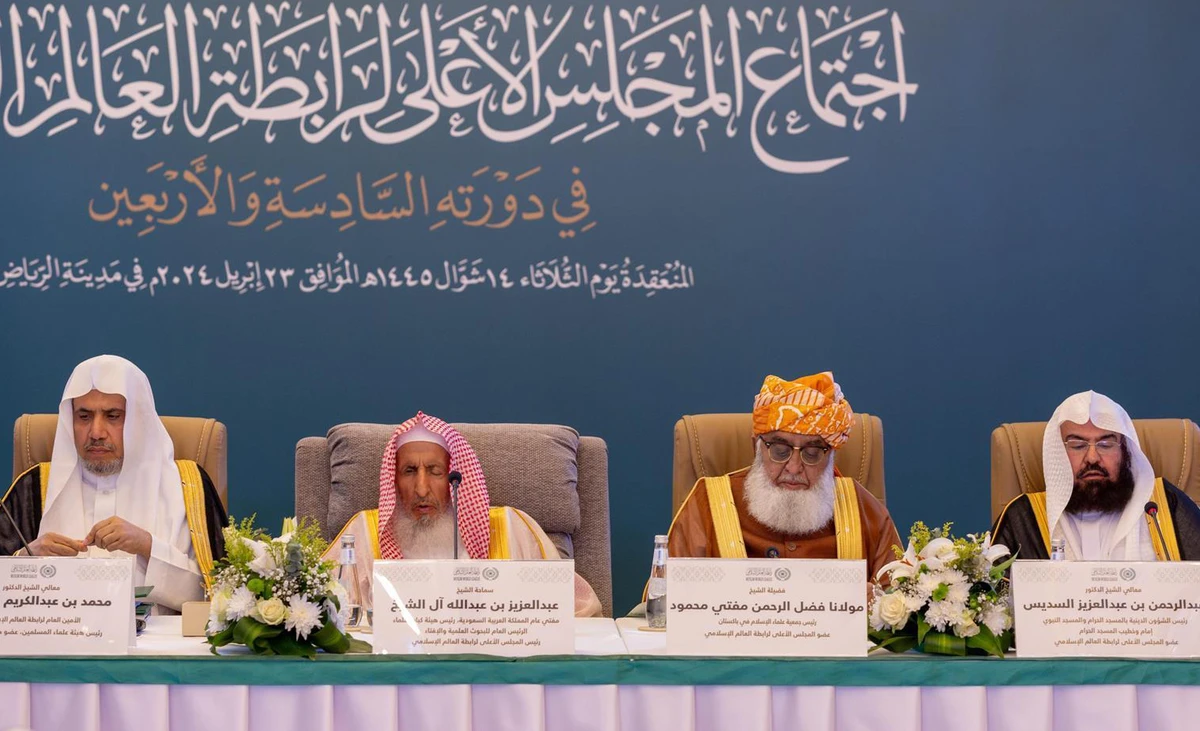 Sheikh Abdulrahman Al-Sudais, head of the Presidency of Religious Affairs at the Grand Mosque and the Prophet’s Mosque, praised King Salman and Crown Prince Mohammed bin Salman for their dedication to the message of Islam. (SPA)